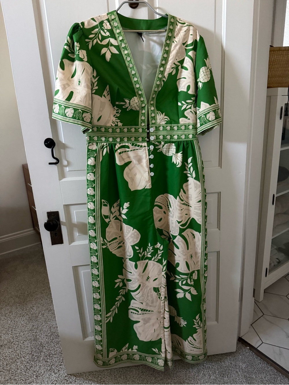STYLEWE Green and White Jumpsuit Size L. E13